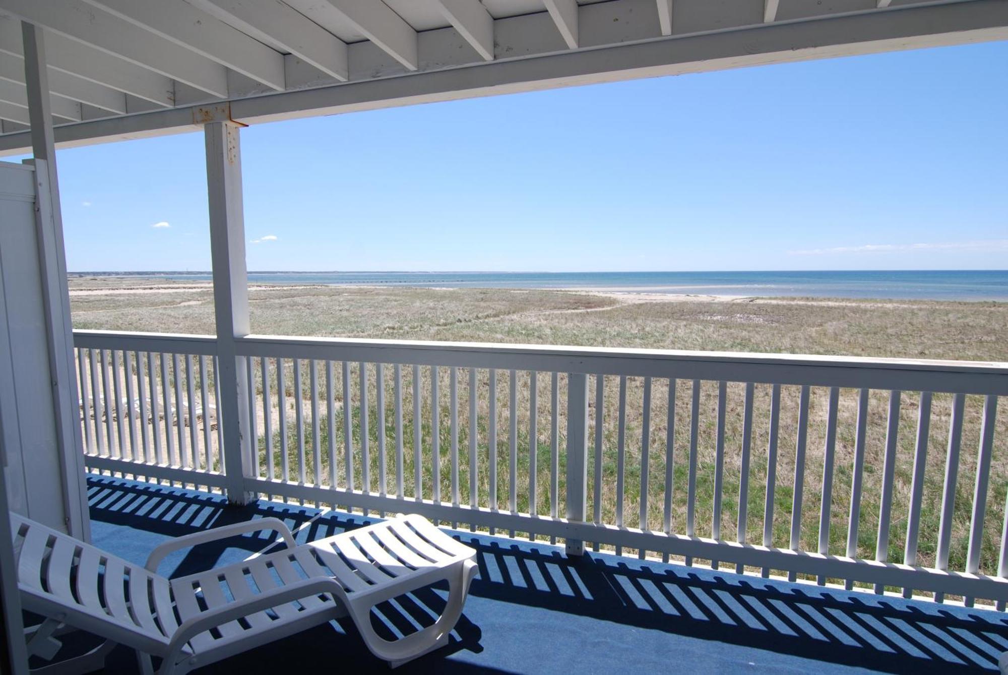Oceanfront Studio Balcony,63171883:JPEG
